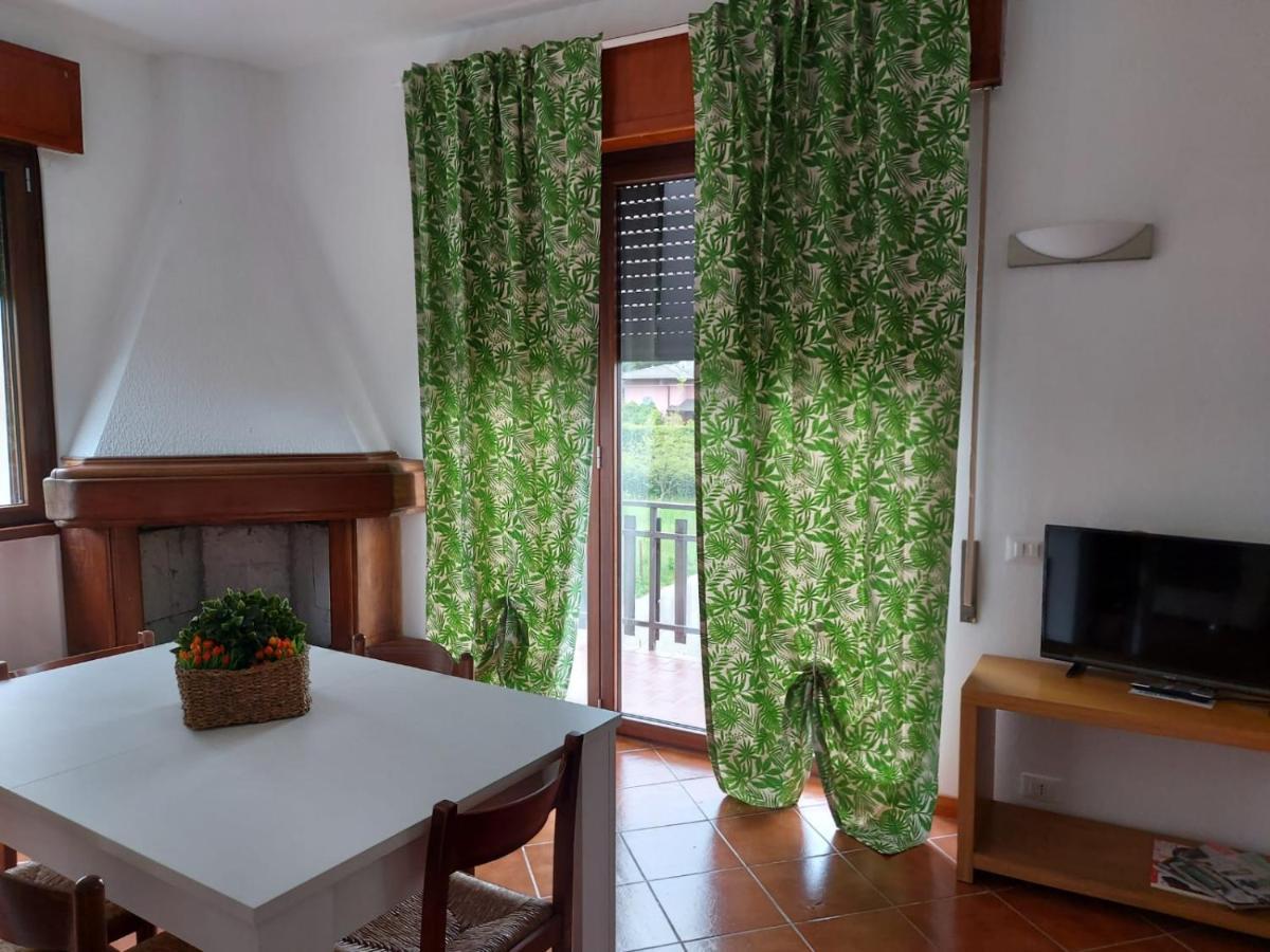 Bnbook Casa Dei Peschi - Lago Di Monate Cadrezzate Eksteriør bilde