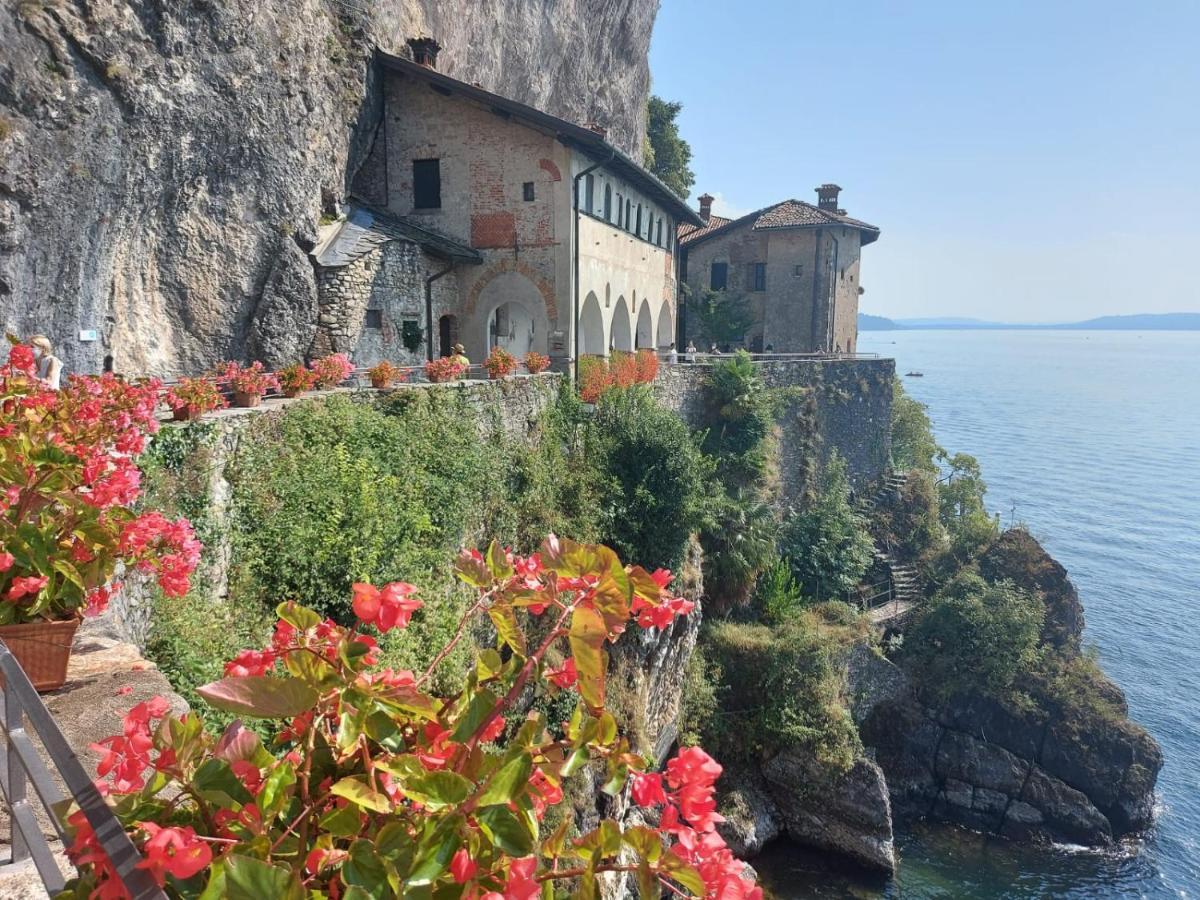Bnbook Casa Dei Peschi - Lago Di Monate Cadrezzate Eksteriør bilde
